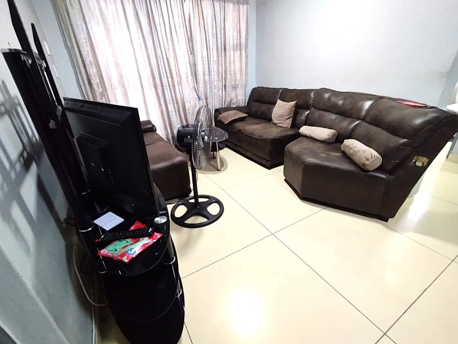 3 Bedroom Property for Sale in Montclair Western Cape